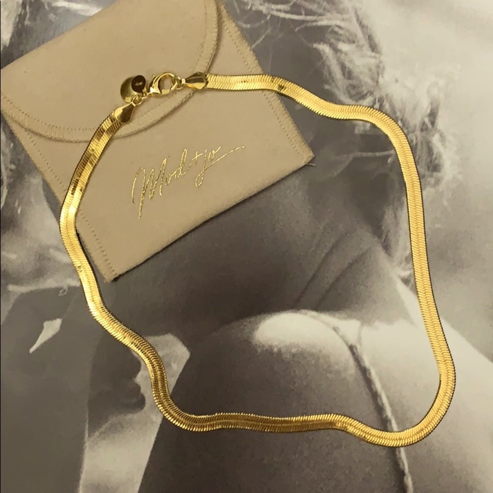 Mod + Jo Florence Herringbone Necklace